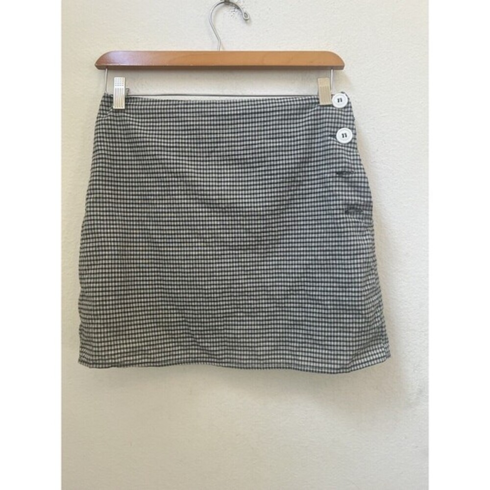 URBAN OUTFITTERS PLAID MINI SKIRT SMALL (L4)